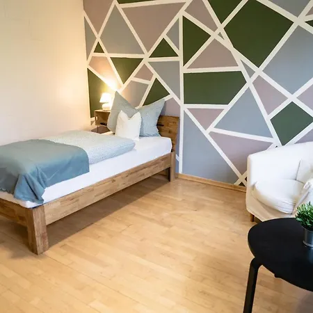 Zimmerfrei-barz * אהלפלד